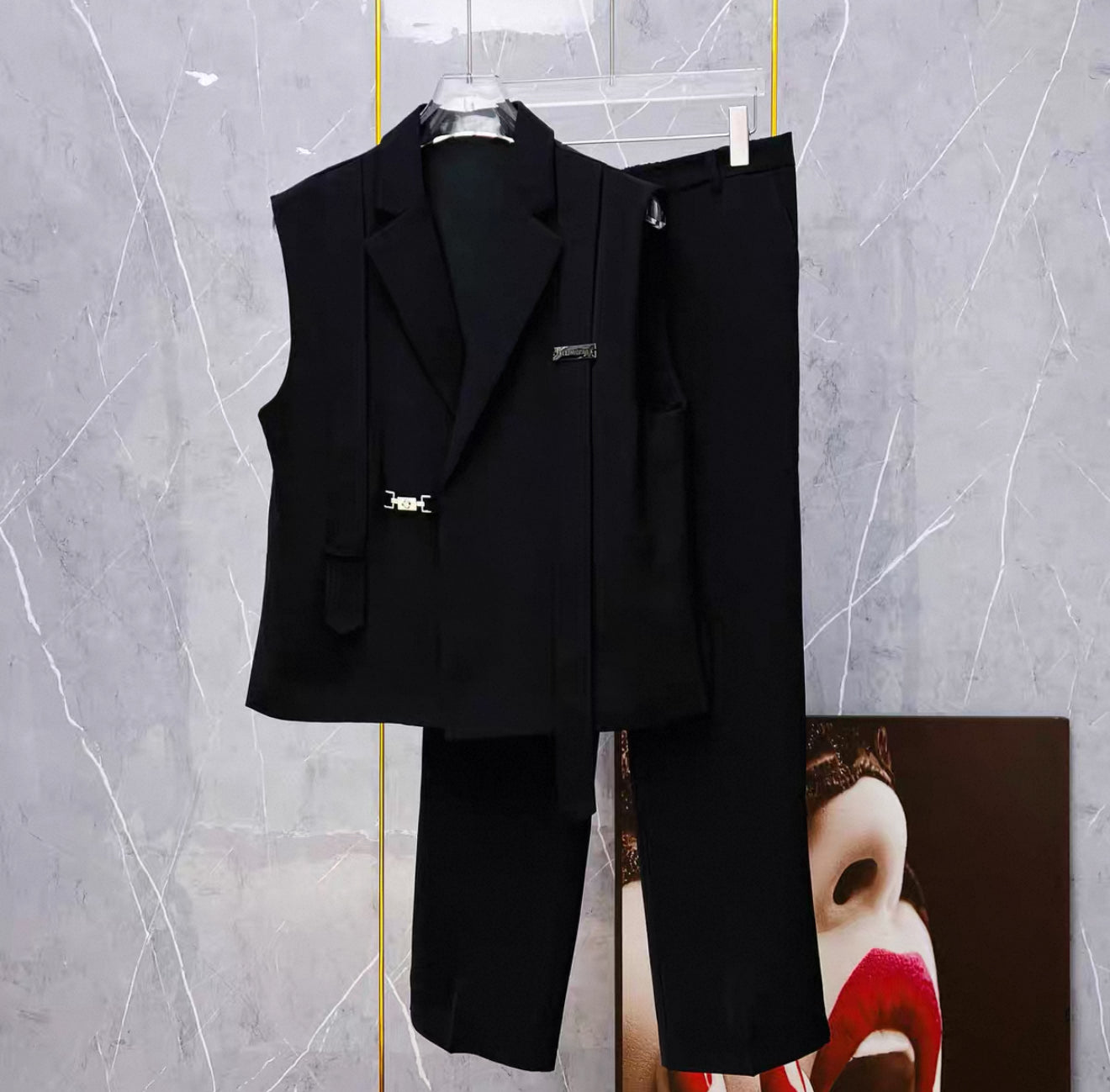 Handsome suit vest with slits on both sides and ribbons for men's outerwear 2025 Korean version loose suit two-piece suit