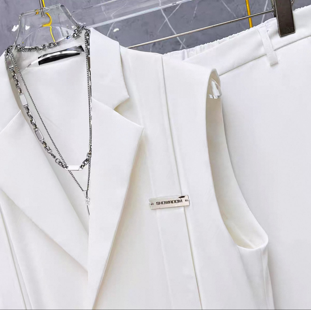Handsome suit vest with slits on both sides and ribbons for men's outerwear 2025 Korean version loose suit two-piece suit