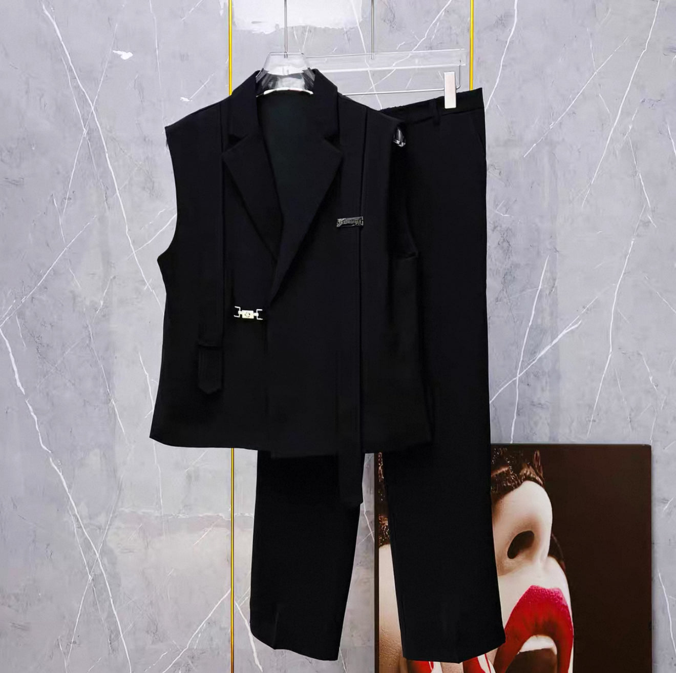 Handsome suit vest with slits on both sides and ribbons for men's outerwear 2025 Korean version loose suit two-piece suit