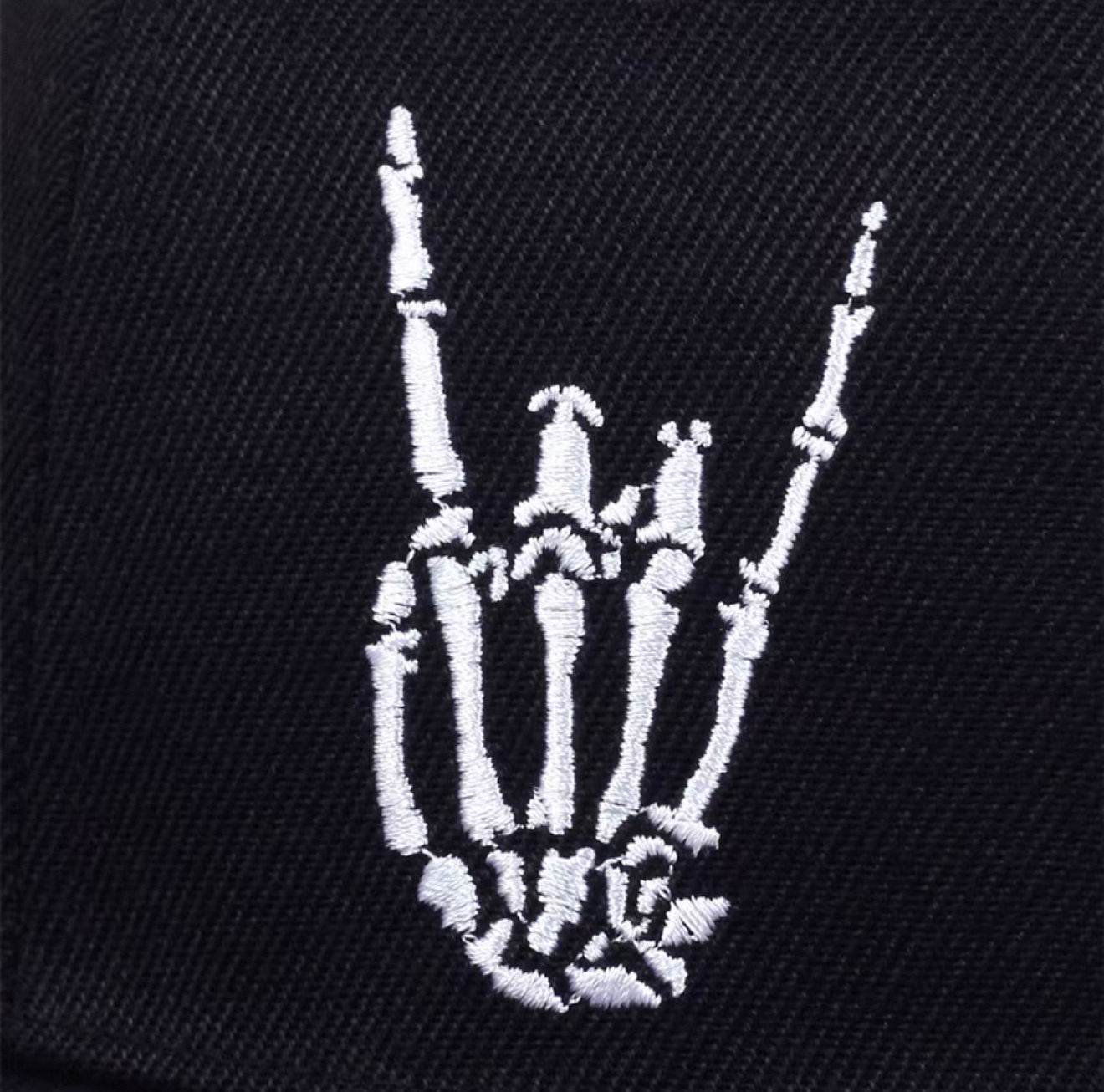Finger Bone Baseball Cap Finger Embroidery Flat Brim Hip Hop Baseball Cap Men's and Women's Casual Cap