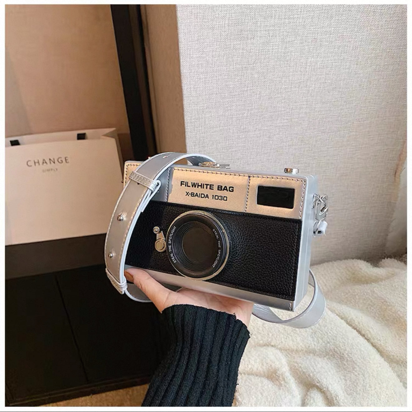 High-quality textured mini square bag for men and women, personalized creative camera bag, fashionable retro shoulder messenger bag, box bag