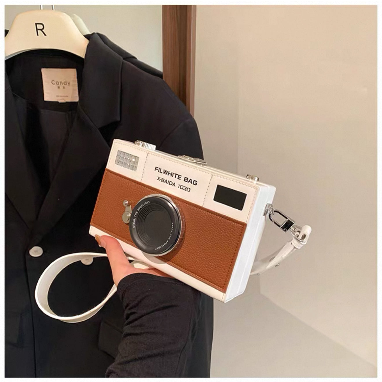 High-quality textured mini square bag for men and women, personalized creative camera bag, fashionable retro shoulder messenger bag, box bag